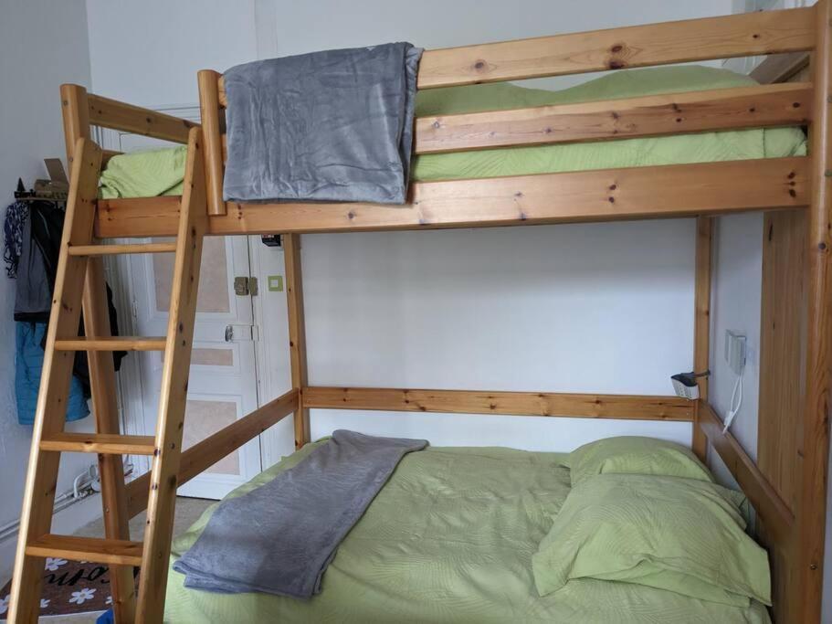 Le Nid Apartment Ла Бурбул Екстериор снимка